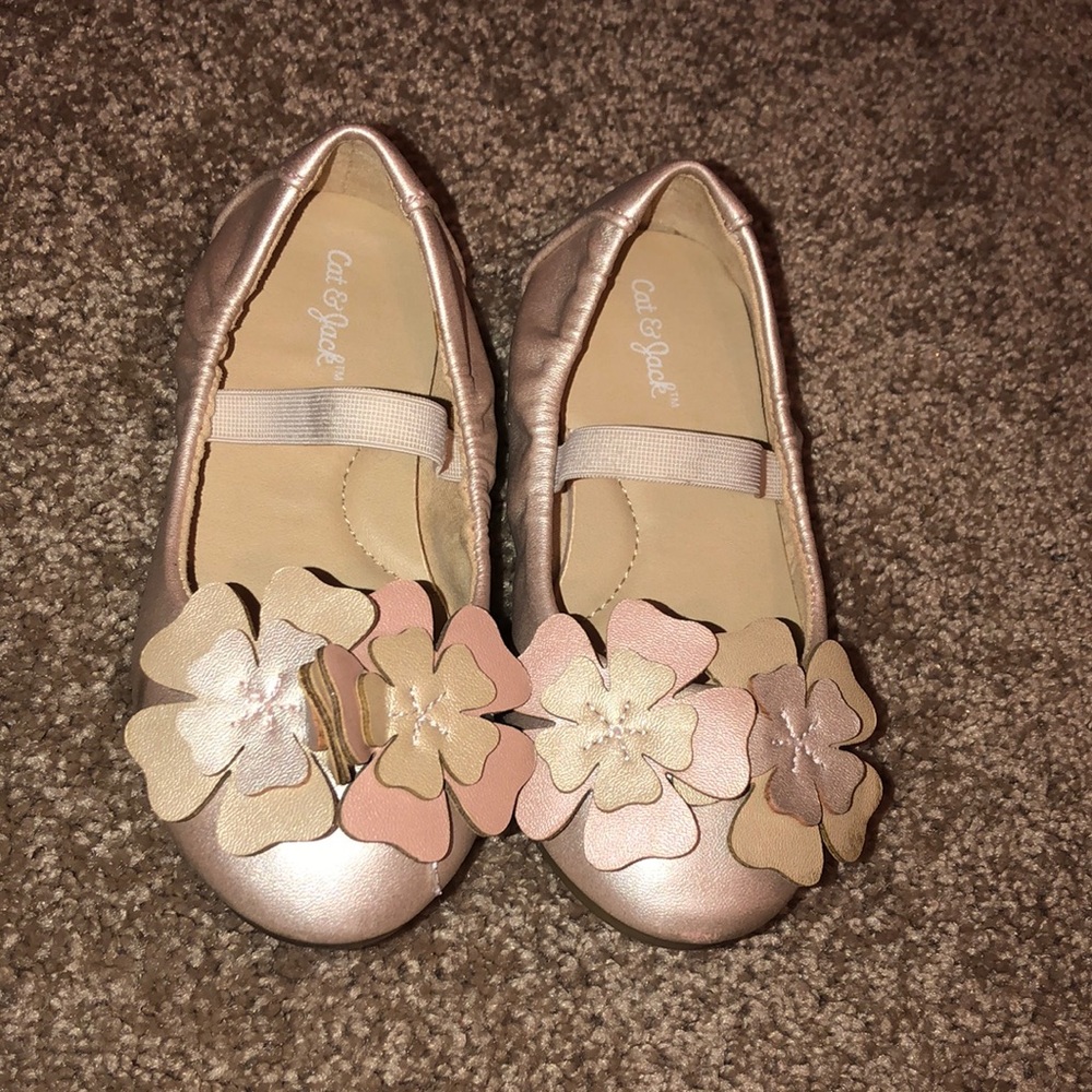Cat and Jack toddler shoes